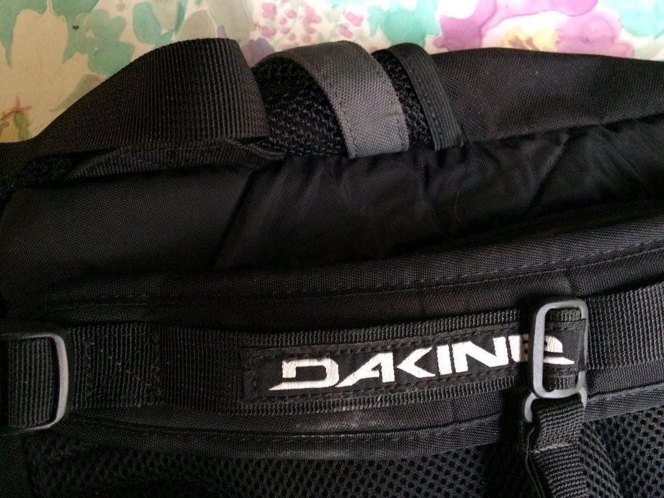 Rucksack von Dakine in Ebhausen