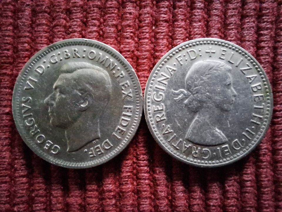 2 x 1 Schilling Silbermünzen aus Australien 1952 + 1961 in Preußisch Oldendorf