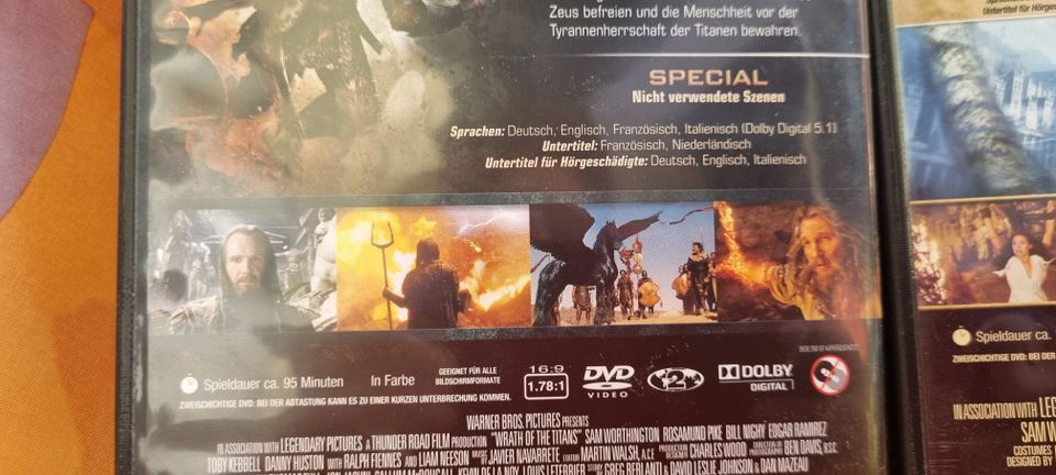 2 DVDs Kampf der Titanen und Zorn der Titanen in München