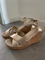 Neue Keilabsatz Schuhe Größe 37 München - Maxvorstadt Vorschau