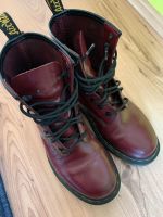 Doc Martens Gr. 38, rot Bayern - Petersaurach Vorschau