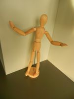 IKEA Gestalta Art. 21576 bewegliche Figur Holz Modellfigur 34cm Sachsen - Chemnitz Vorschau