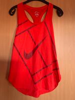 Nike Tank Top Dri fit Gr. S rot Nordrhein-Westfalen - Dinslaken Vorschau