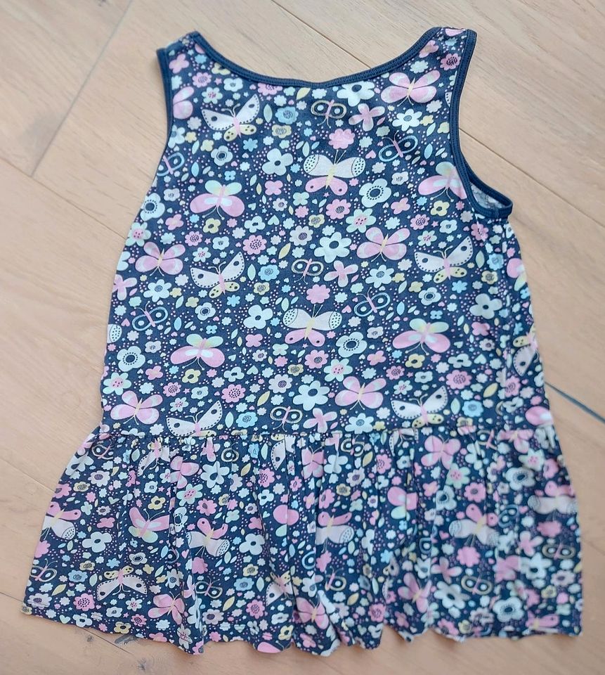 Süße Sommerkleider für Mädchen - Gr. 92 in Bayern - Goldkronach |  Babykleidung Größe 92 kaufen | eBay Kleinanzeigen ist jetzt Kleinanzeigen