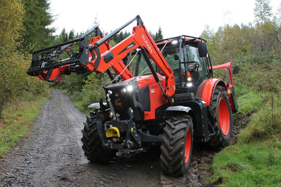 Forstschutz Kubota M6002 Serie, M6, M6-122, M6-132, M6-142 in Schmallenberg