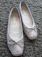 Geox Ballerinas  in Silber Gr. 36 Top Baden-Württemberg - Esslingen Vorschau