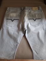 Diesel Jeans Viker R-box, 33/30 grau Frankfurt am Main - Dornbusch Vorschau