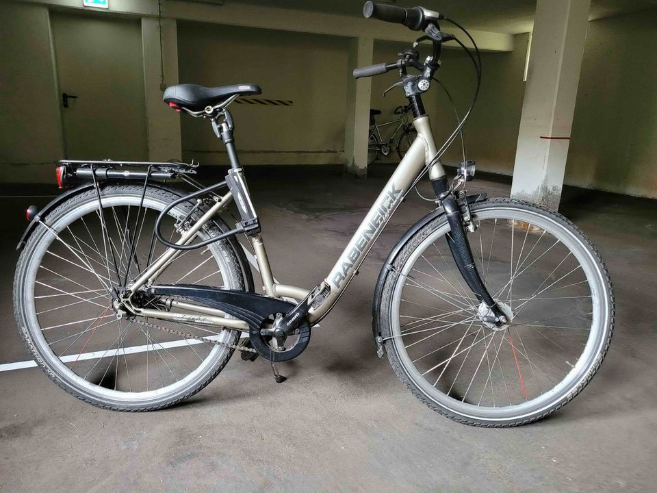 Fahrrad, 28er, unisex, sehr leicht in Leipzig