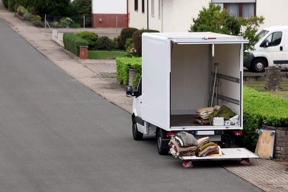 UMZÜGE, TRANSPORTE, PRIVATUMZÜGE - FERNUMZÜGE - UMZUGSUNTERNEHMEN in Köln