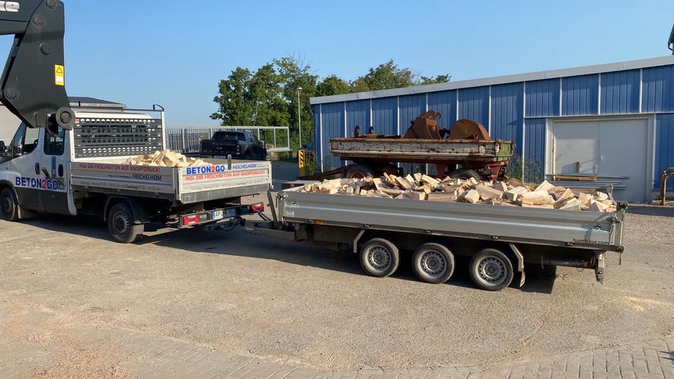 Anlieferung Frostschutz Beton Splitt Kies Recycling Mutterboden in Weiden b Weimar Thür