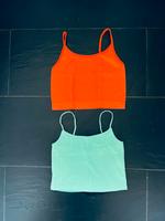 2 Crop Top , Gr. S, zusammen 3€ Berlin - Spandau Vorschau