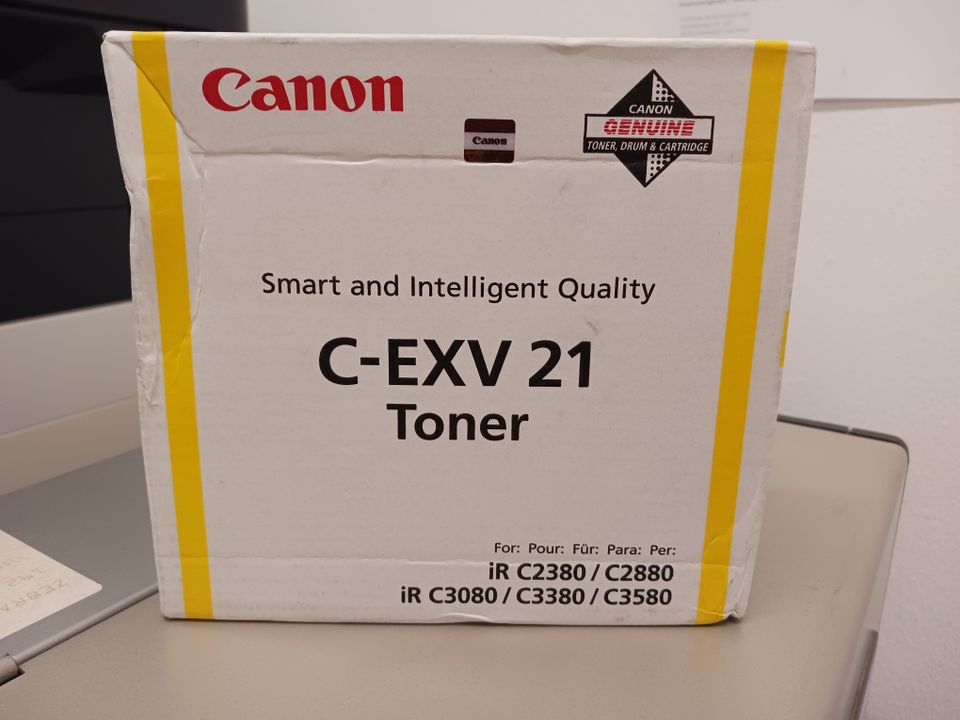 1x Canon Toner C-EXV 21 YELLOW in Düsseldorf