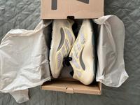 Adidas yeezy 700 v3 azael Bayern - Röthenbach Vorschau