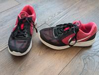 Schuhe Sportschuhe Sneaker Größe 40 Nike Nordrhein-Westfalen - Kevelaer Vorschau