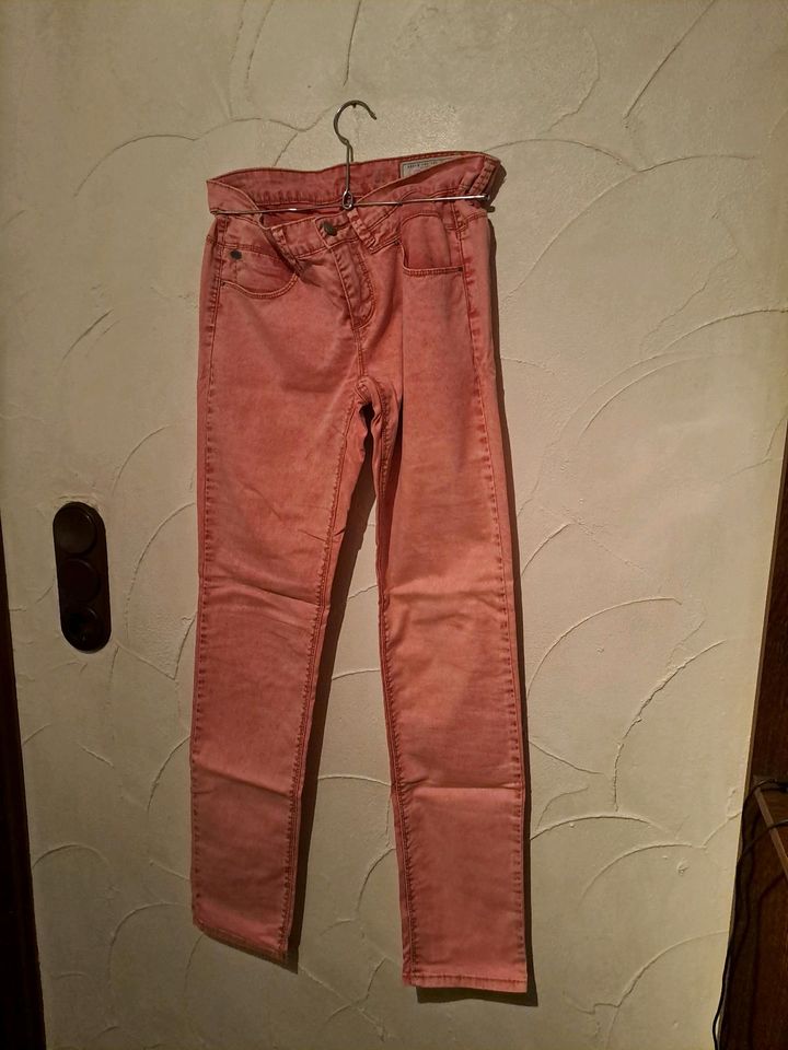 Damen Jeans unterschiedliche Größen und Marken/Preise in Heimbach
