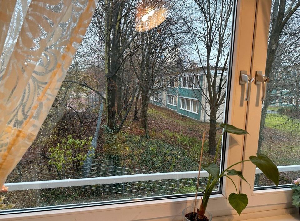 1 zimmer in 3zimmer Wohnung frei in Hamburg