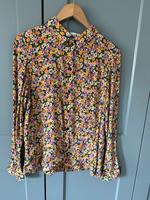 Blümchen-Bluse von Vila Gr. 40 neu Nordrhein-Westfalen - Hagen Vorschau