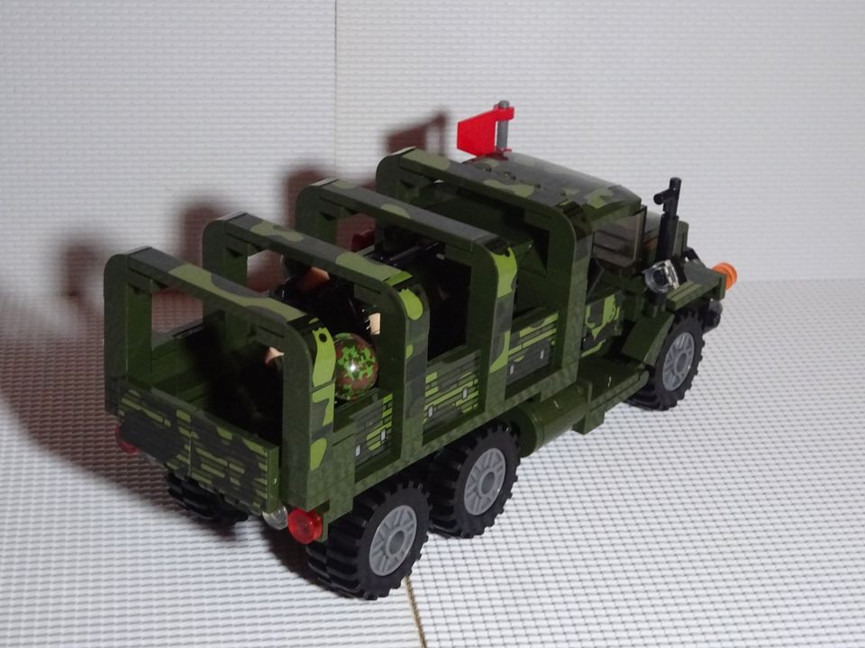 Art Lego Militär Panzer & LKW`s ab 10,- Euro in Schorfheide