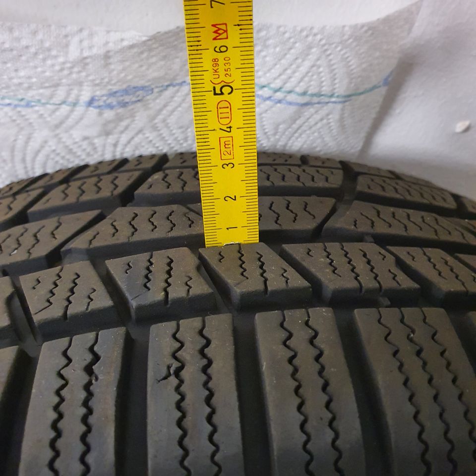 4 Stk. Winterräder Winterreifen 215/60 R 16 Continental Alufelgen in Duisburg