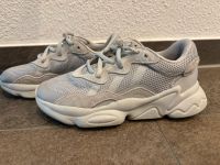 Adidas Sneaker grau Kinder Gr 34 guter Zustand Baden-Württemberg - Allmendingen Vorschau