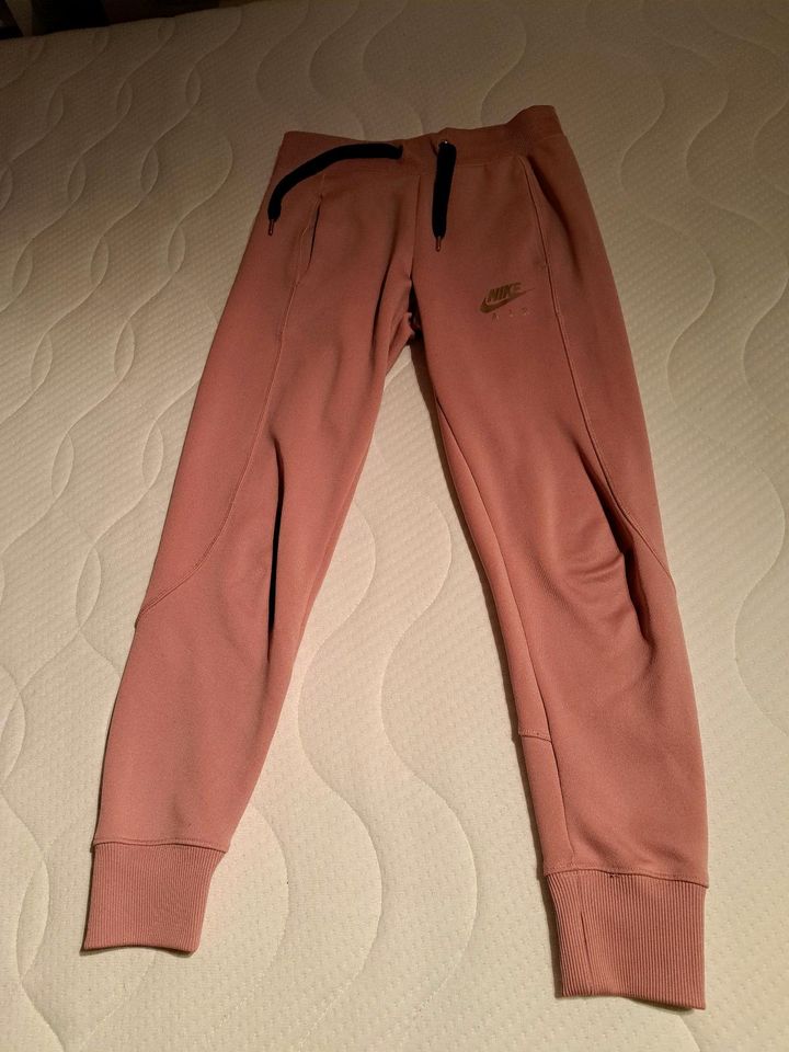 Nike Jogginghose rose in XS in Gehlert