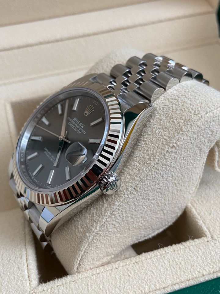 Rolex Datejust 41 Jubilee | Rhodium | 126334 | NEU in Hanau