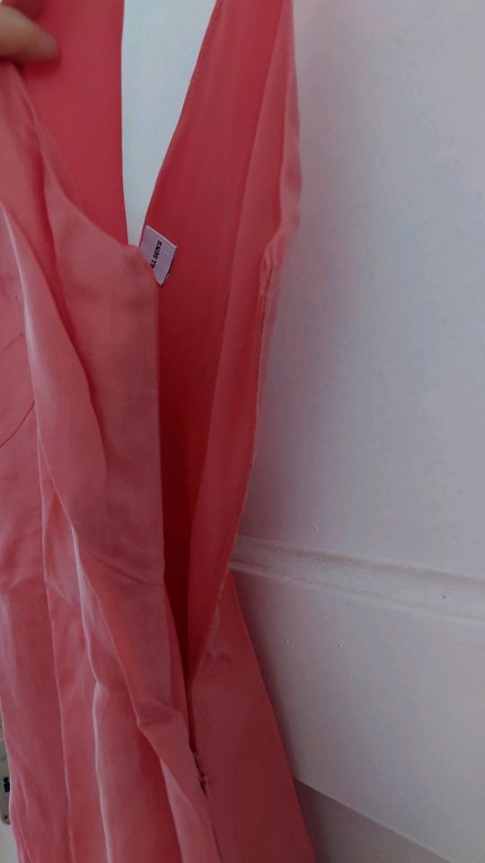 Neu ungetragen Zara Minikleid dunkles Rosa in Herne