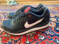 Schwarze Nike Air Windrunner Größe 38 Nordrhein-Westfalen - Bad Salzuflen Vorschau