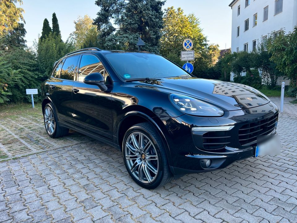 Porsche Cayenne APPROVED-GARANTIE und NEUER MOTOR in Gersthofen