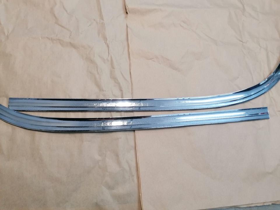 Mercedes W111 Coupe hintere Chromleisten an der Heckscheibe! in Iserlohn