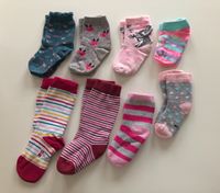 8 Mädchen Stümpfe Socken Größe 23 - 25 Rheinland-Pfalz - Bechtolsheim Vorschau