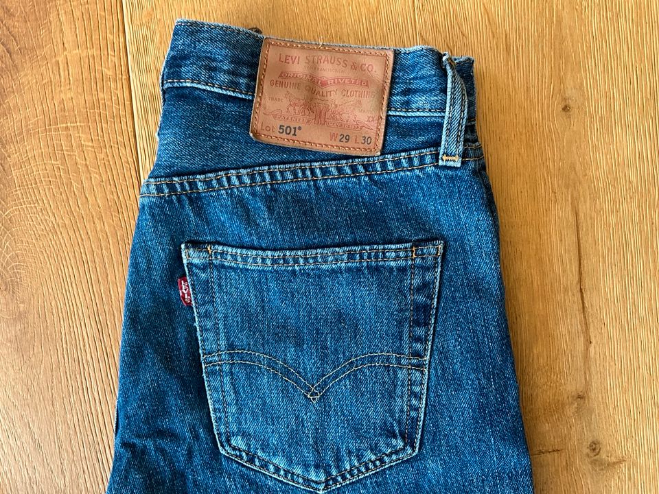 Levi’s Jeans W29 L 30 in Bad Birnbach