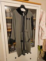 Tredy lange Sweatjacke Gr.2 selten getragen Nordrhein-Westfalen - Ennepetal Vorschau