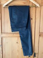 MANGO - glänzende Jeans - 36 - neuwertig Baden-Württemberg - Bühl Vorschau