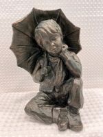 Statue /Figur Junge mit Regenschirm von Geert Kunen Osterholz - Tenever Vorschau