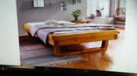 Massivholz Bett komplett, hoch belastbar 140 x 200 cm, neuwertig Nordrhein-Westfalen - Düren Vorschau