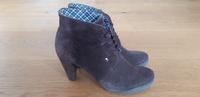 Tommy Hilfiger Ankle Boot Schuhe Stiefeletten Schnürer Stiefel 37 München - Schwabing-West Vorschau