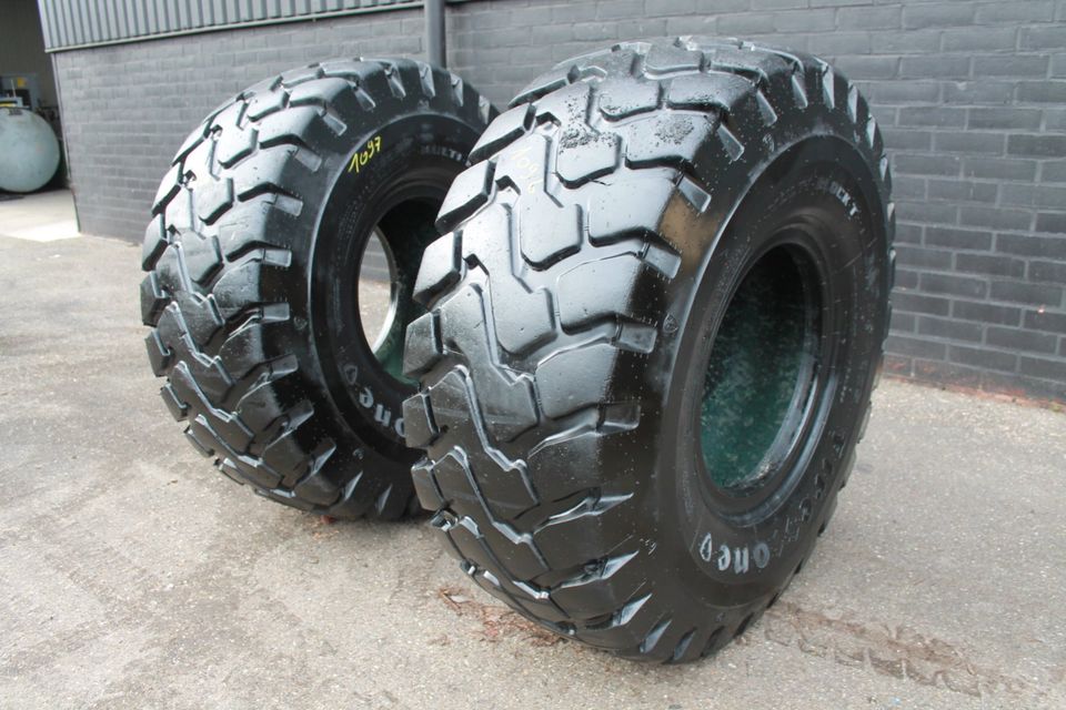 23.5r25 Firestone MultiBlock T 26mm Topzustand! 2 stuck! in Gangelt