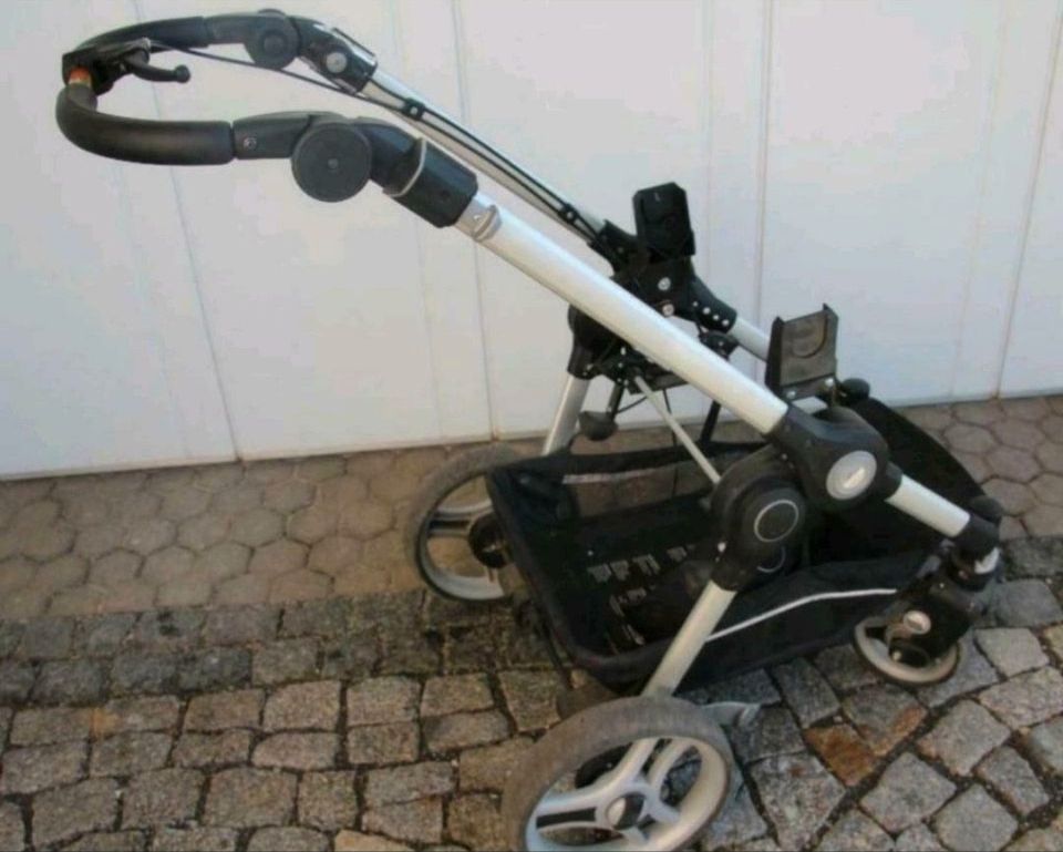 Teutonia Kinderwagen mit viel Ausstattung, neuwertig in Dingelstädt