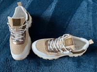 Neuwertige Bugatti Sneaker Gr. 37 (1x getragen) Niedersachsen - Wolfsburg Vorschau