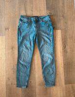 Drykorn Jeans hellblau W31 L34 neuwertig Hessen - Eichenzell Vorschau
