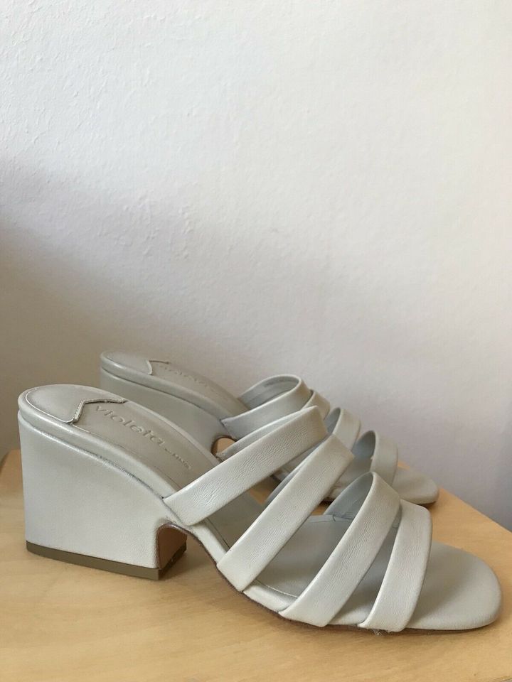 beige-graue Mango Pantolette/Sandalen/ TIRAS/ Riemen/ Blockabsatz in Berlin