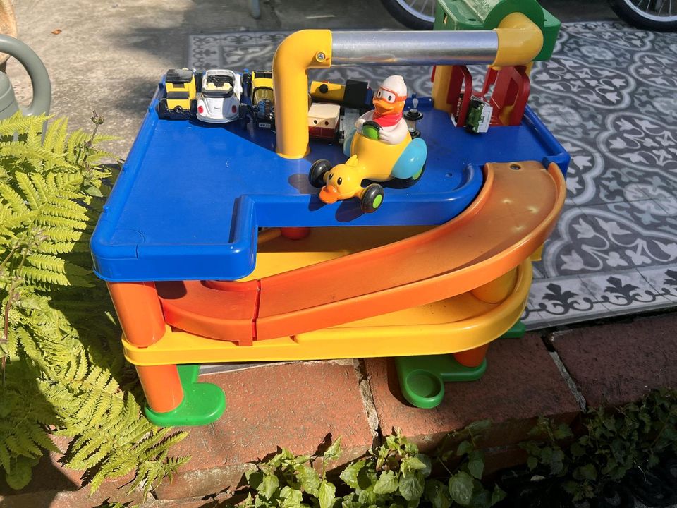 Auto Spielzeuggarage car wash in Wildeshausen