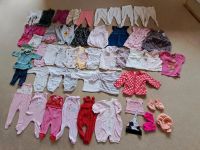 Mädchenkleidung Babyset 55 Teile Größe 68 Baden-Württemberg - Böblingen Vorschau