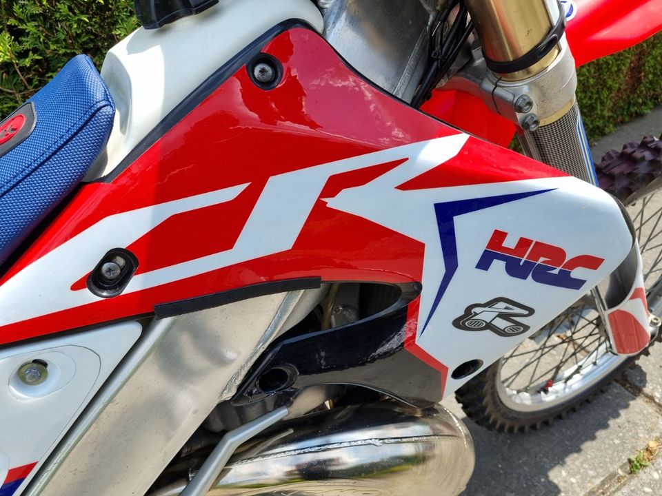 Honda cr 250 enduro (orginal kenzeichen) in Haren (Ems)