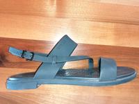 Original Crocs Iconic Sandalen schwarz Gr 37,5 (US 7) wNeu Hessen - Greifenstein Vorschau