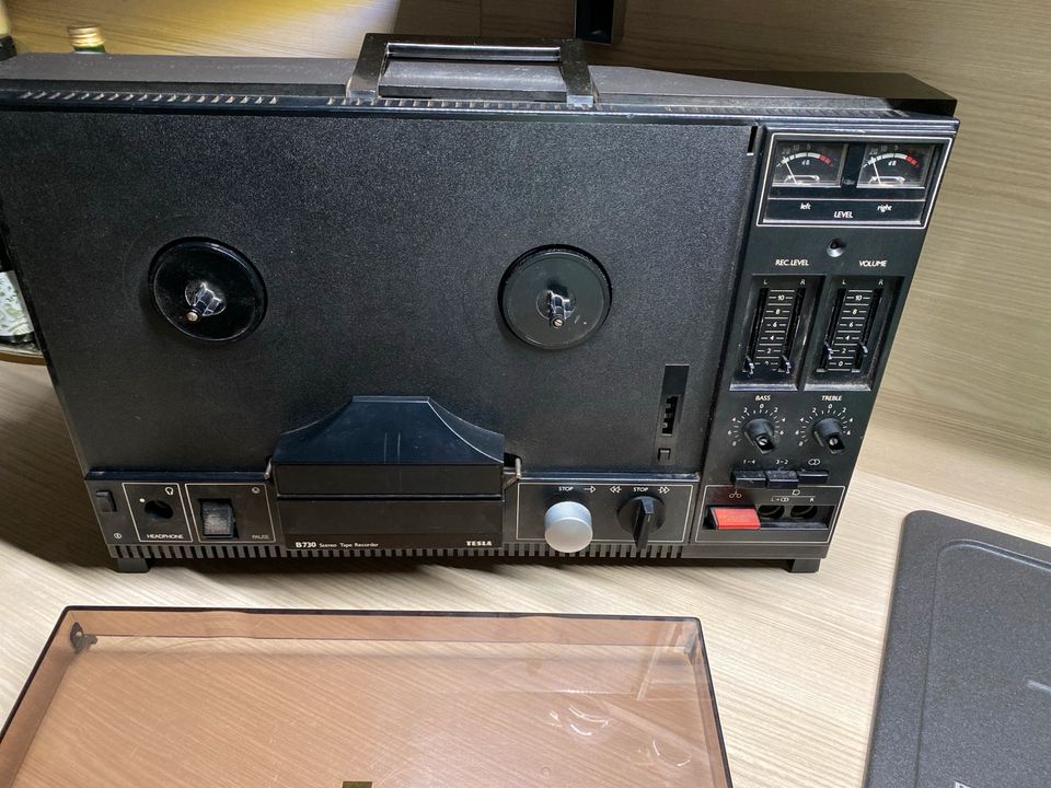 Tesla B 730 Stereo Tape Recorder Tonband DDR Ersatzeile in Dresden