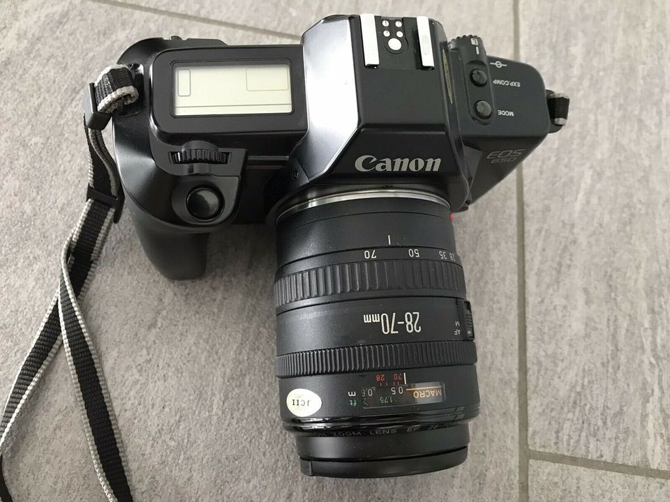 Canon EOS 650 in Nürnberg (Mittelfr)