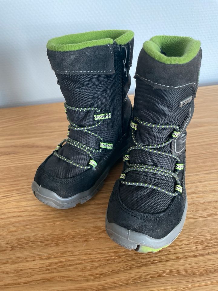 Winterstiefel Elefanten Gr. 22 in Heusenstamm