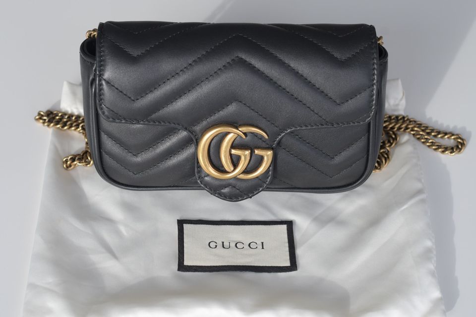 Original GUCCI GG Marmont Super-Mini-Tasche aus Matelassé-Leder in Bayern -  Neusäß | eBay Kleinanzeigen ist jetzt Kleinanzeigen